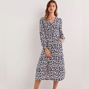 Boden Button Through Midi Tea Dress in navy floral garden 8 minimalist modest